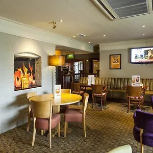 https://premier-inn-leeds-bradford-airport.yorkshirehotels.net