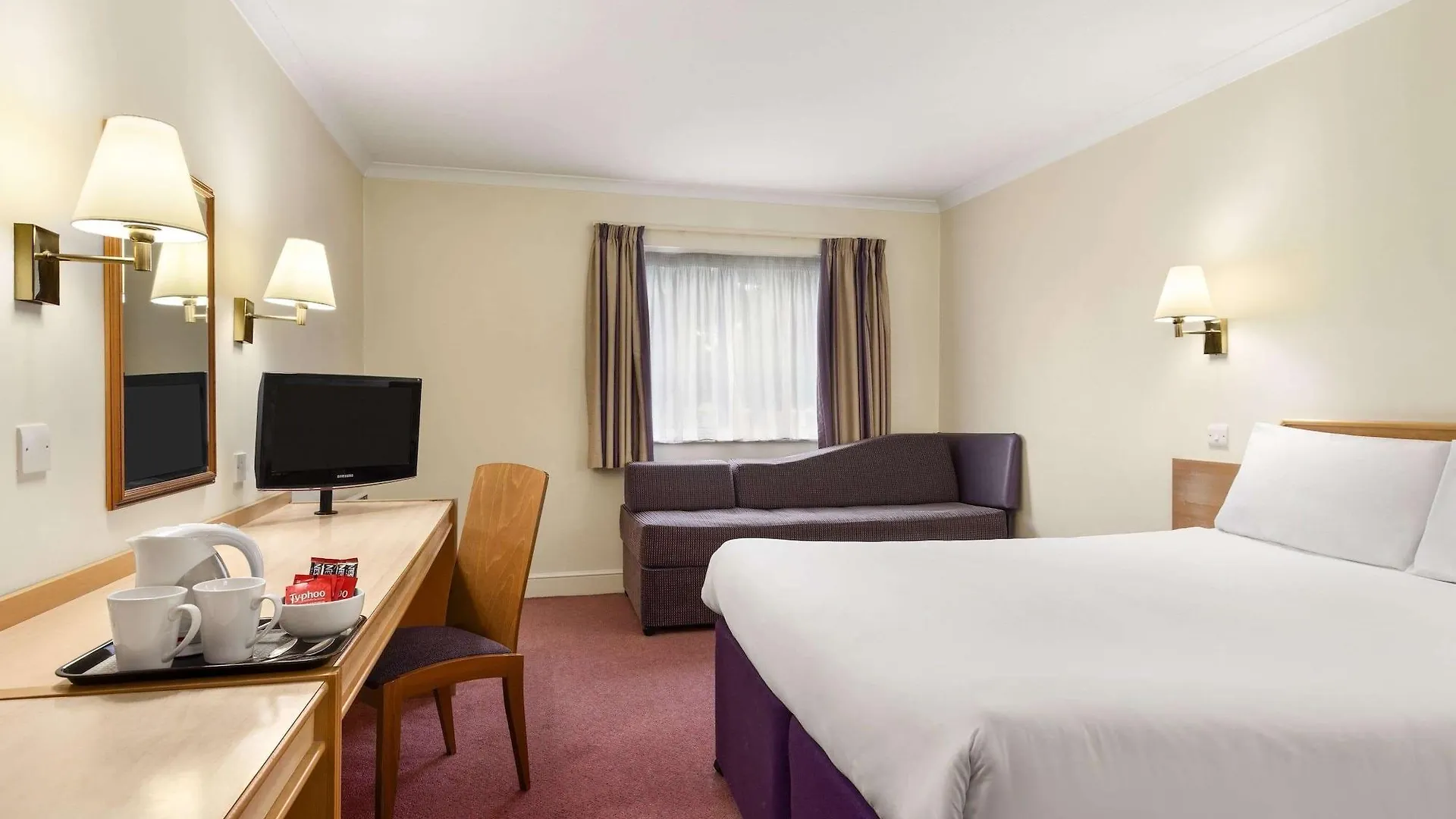 Super 8 By Wyndham Chester East