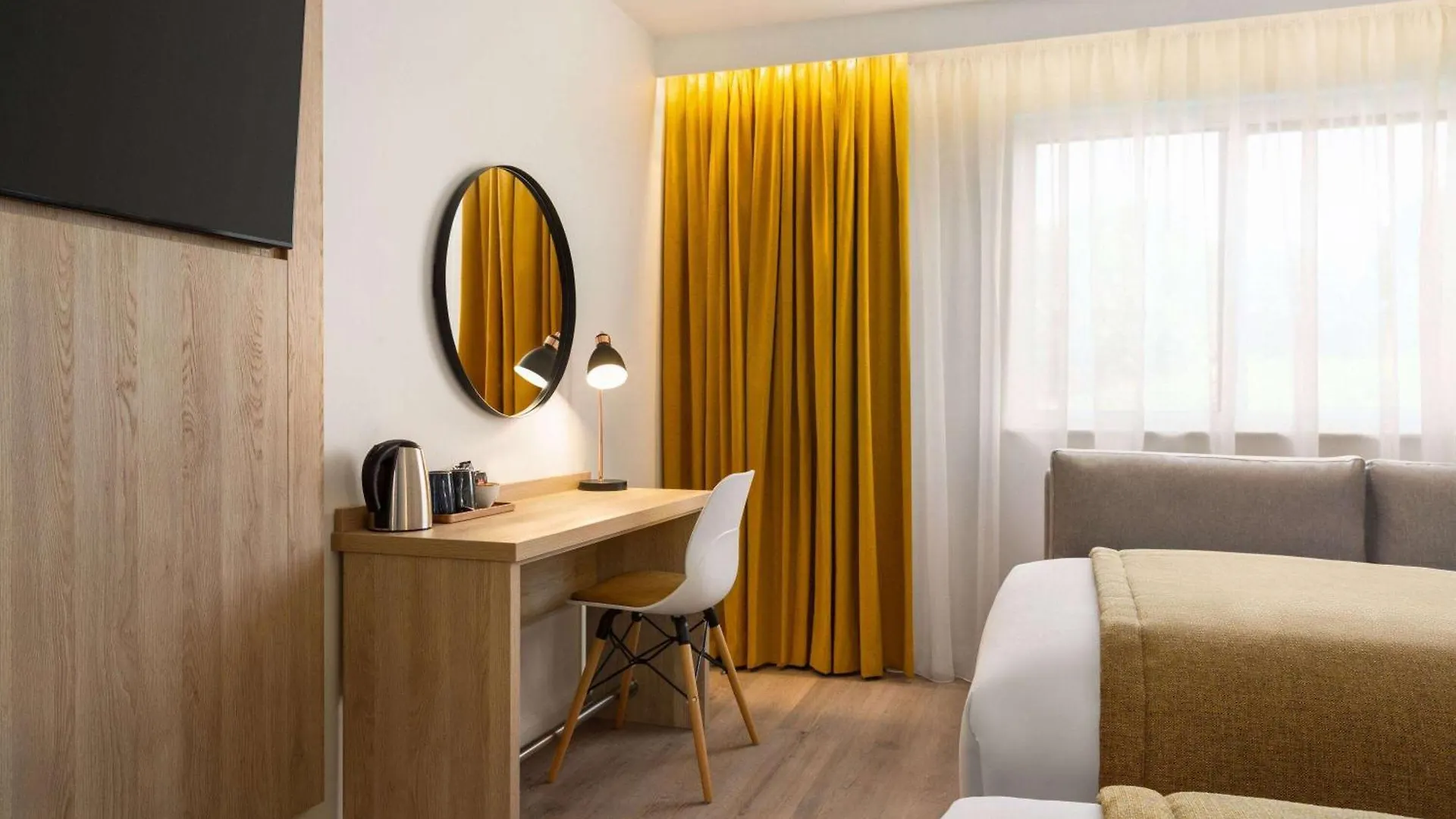 Super 8 By Wyndham Chester East