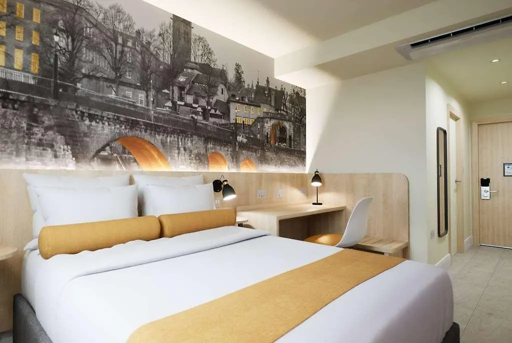 Super 8 By Wyndham Chester East