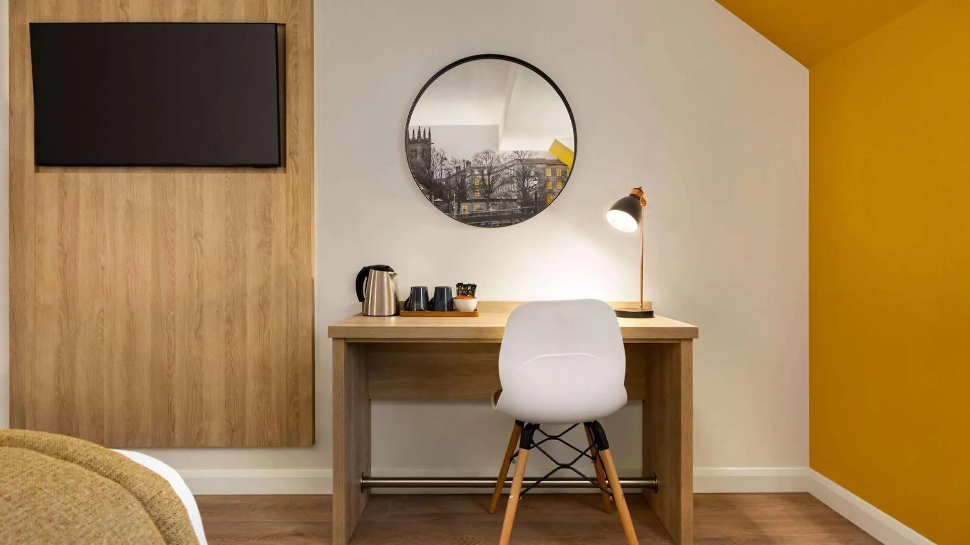 *** Hotel Super 8 By Wyndham Chester East United Kingdom