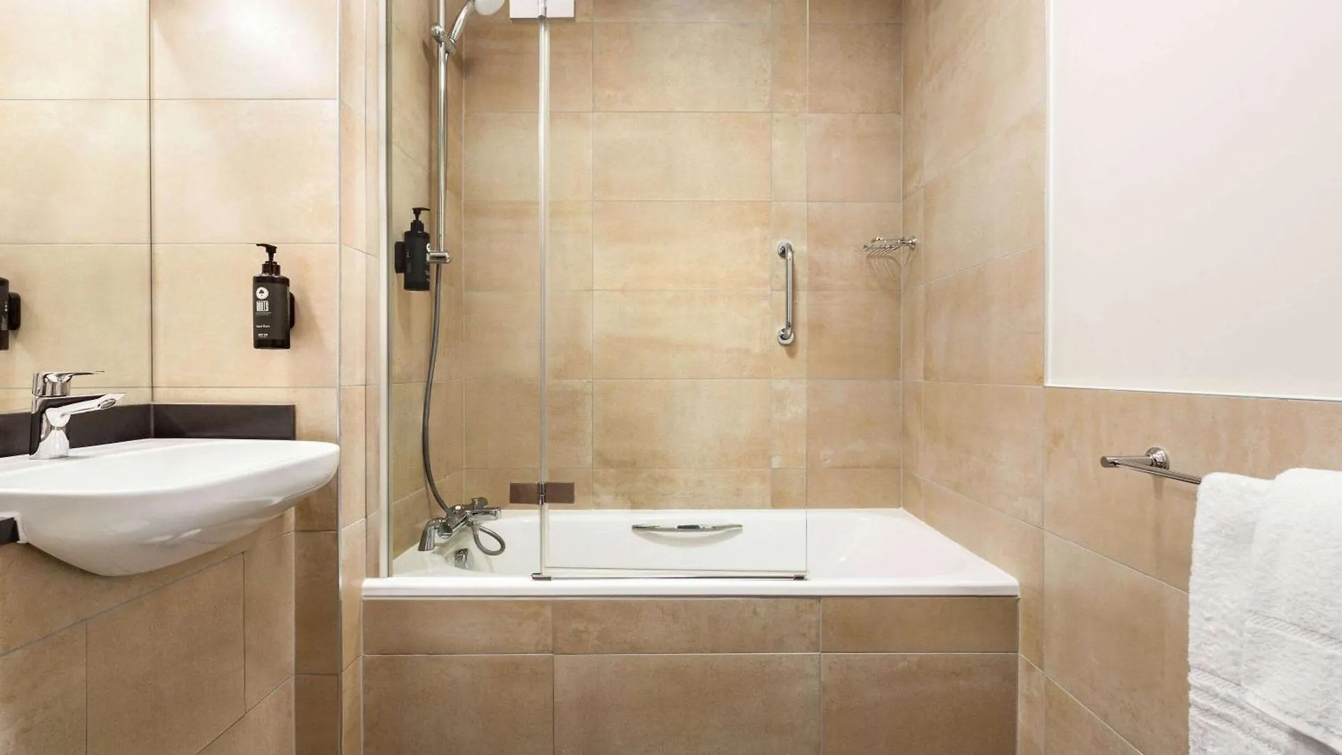 Super 8 By Wyndham Chester East United Kingdom