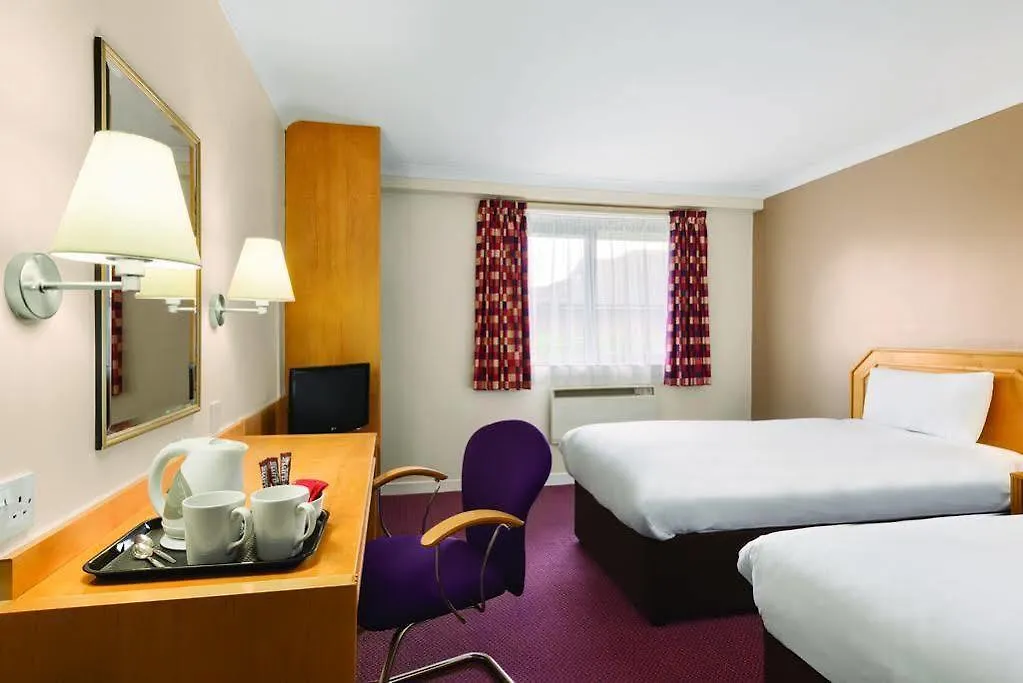 Hotel Super 8 By Wyndham Chester East